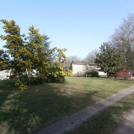 D'hotes Bien Etre 47 Bed and Breakfast Sos