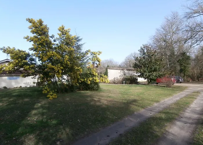 D'hotes Bien Etre 47 住宿加早餐酒店 索